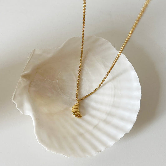 Croissant Necklace In Gold