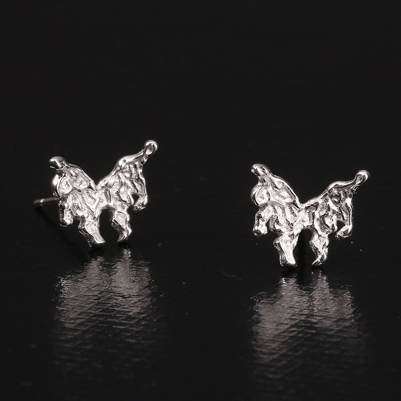 Mondayfree Jewelry butterfly stud earrings in silver