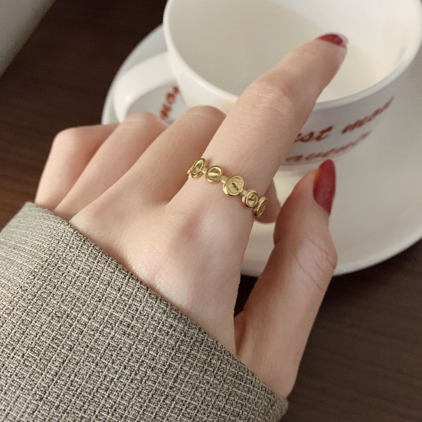 Sphere Link Open Ring In Gold