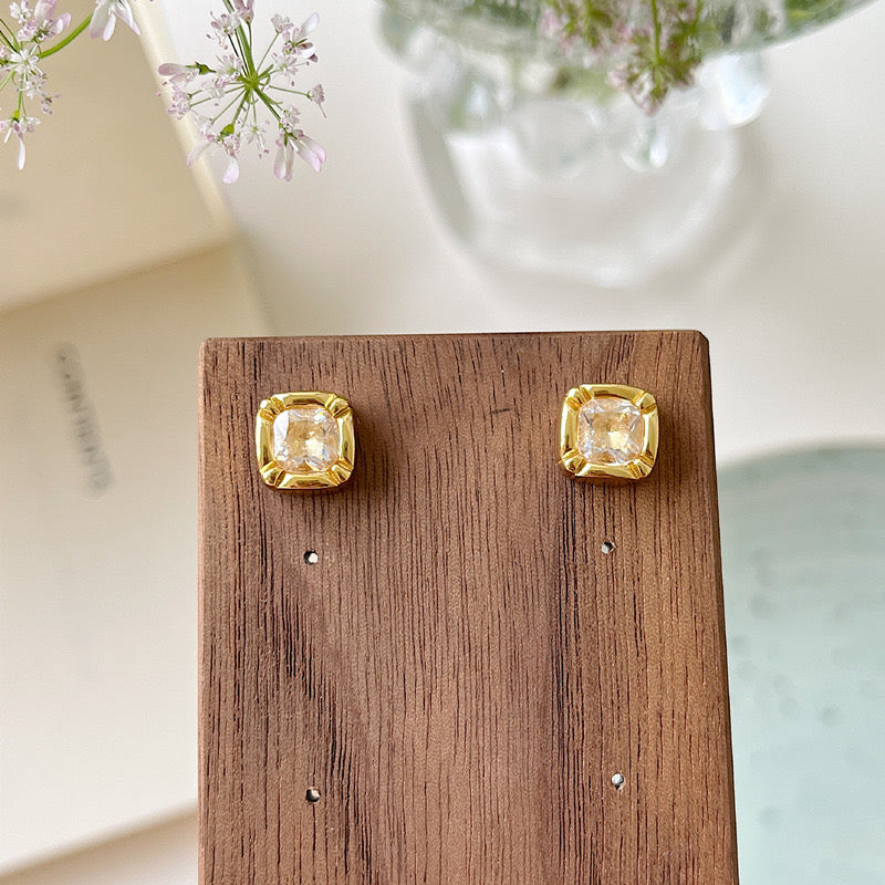 Cushion Set Gemstone Stud Earrings In Gold