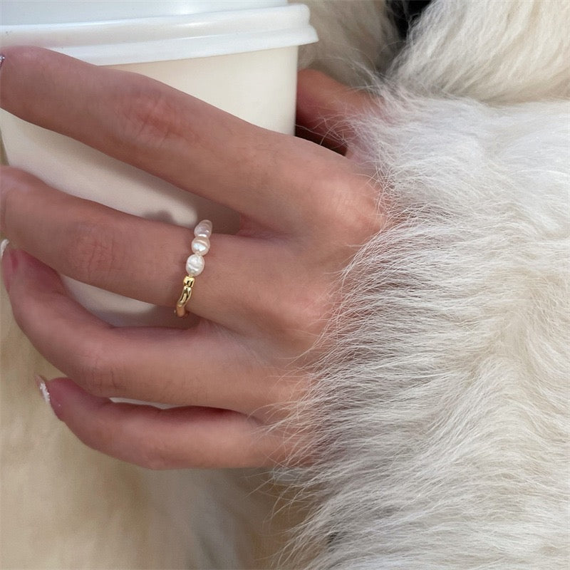 Two Toned Little Pearl Ring In Gold And Silver